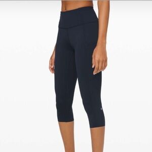 Lululemon Fast and Free Crop II 19"